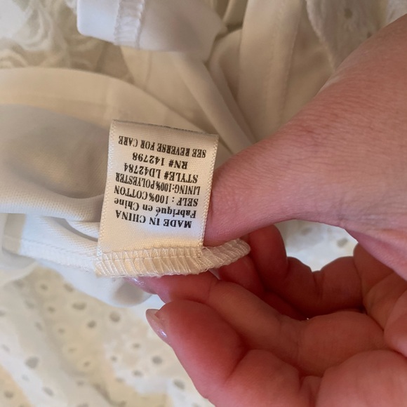 Loveriche Eyelet Mini Dress size Medium - Picture 5 of 5